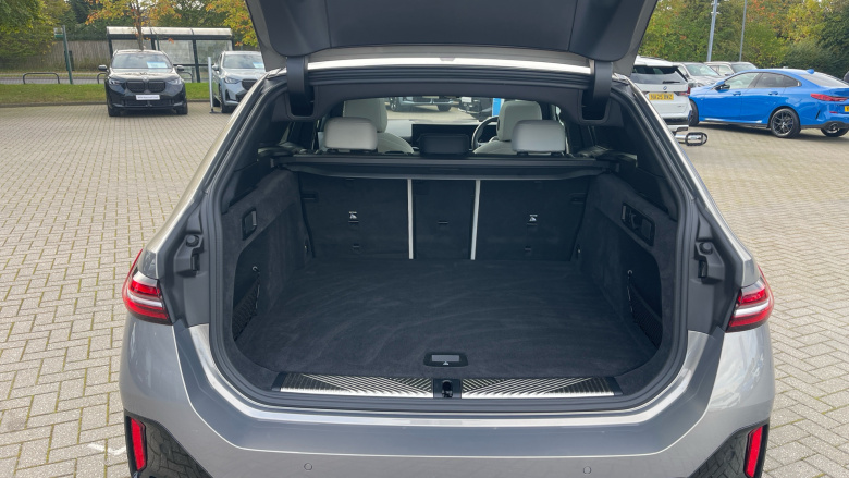 BMW i5 250kW eDrive40 M Sport 84kWh 5dr Auto Electric Estate